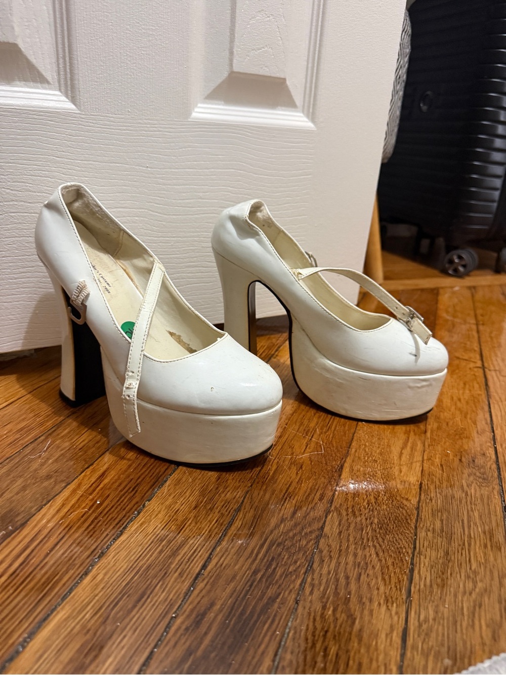 Rubie's White Platform Mary Jane Heels